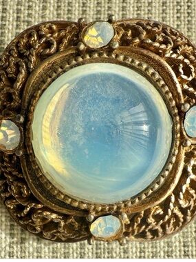 Gold tone filigree & opalite white Cabachon Vintage Brooch